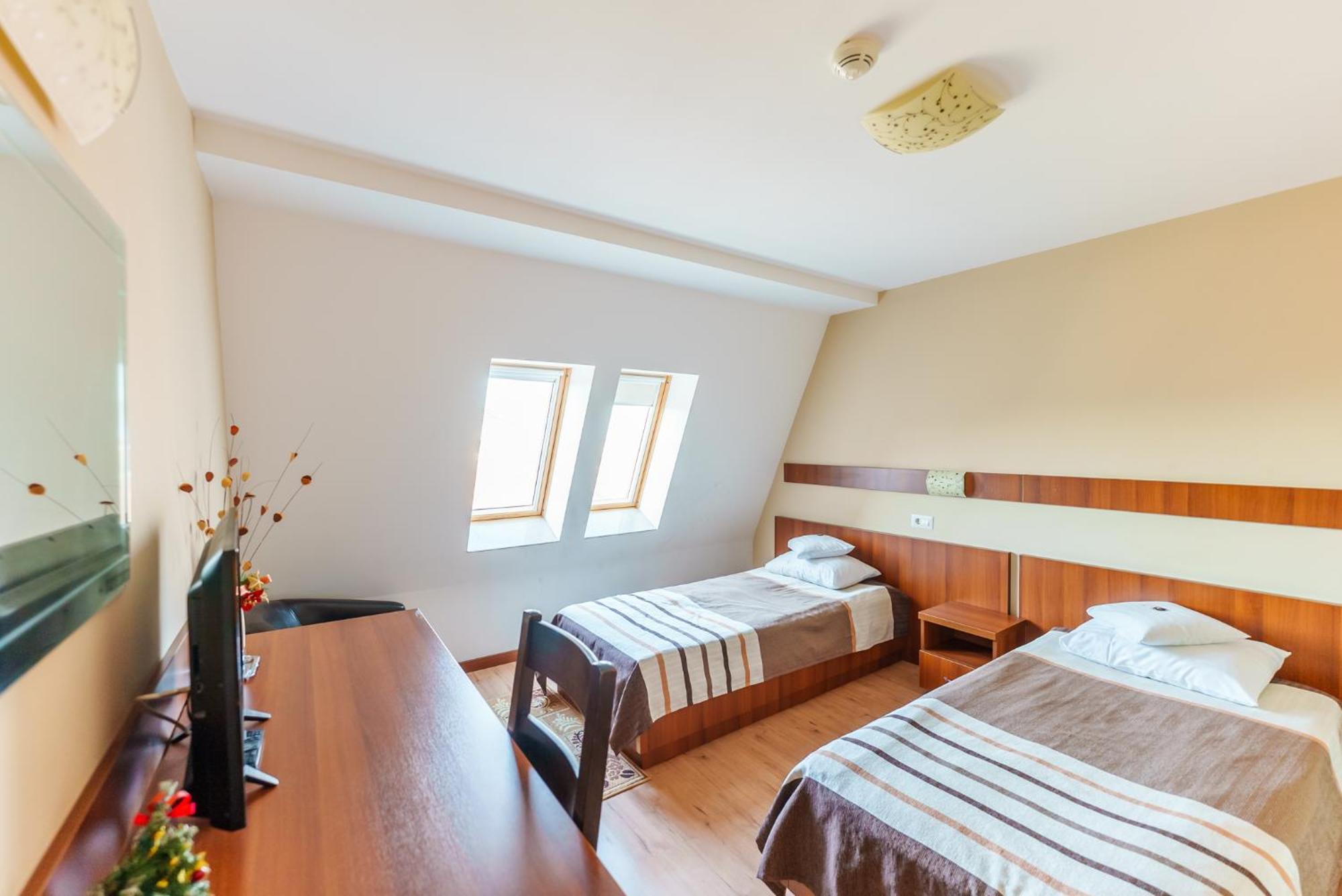 Hotel Crisana אראד מראה חיצוני תמונה